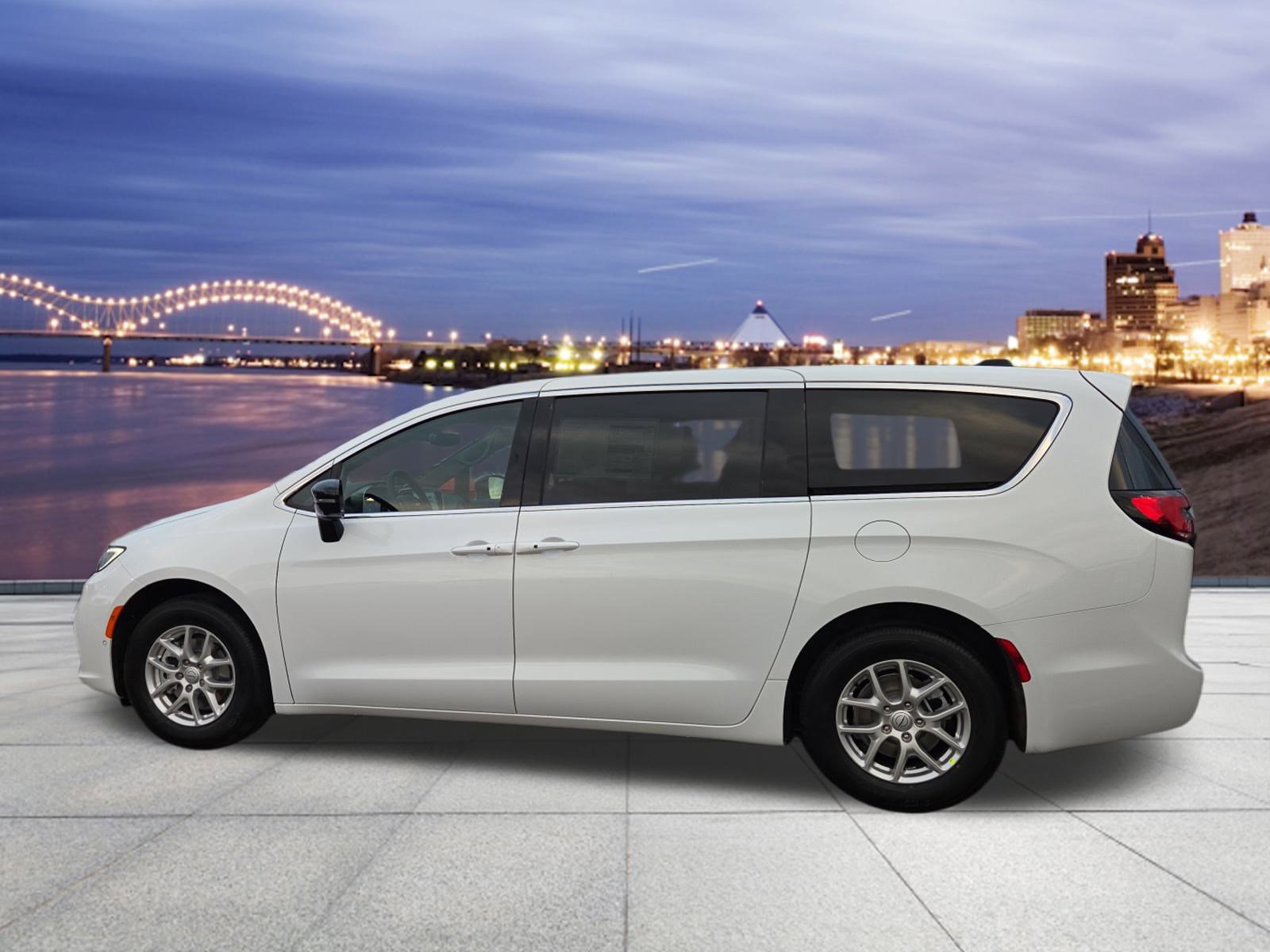 New 2026 Chrysler Pacifica Select FWD image 3