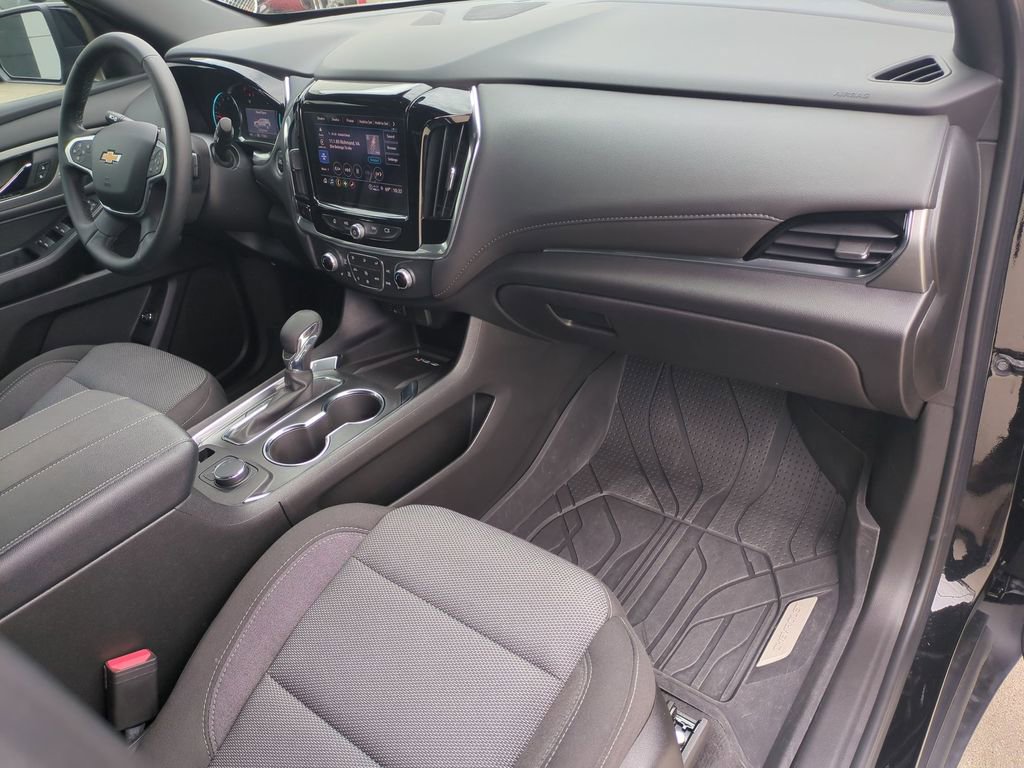 Used 2024 Chevrolet Traverse LT FWD image 36
