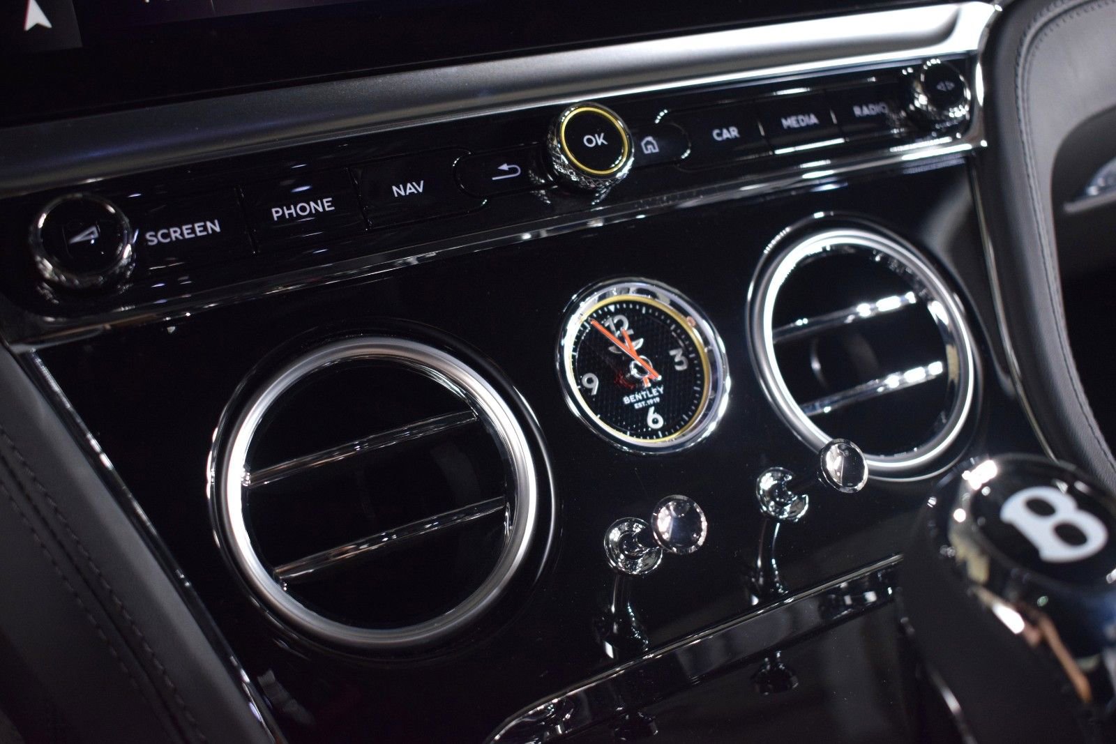 New 2026 Bentley Continental GT image 31