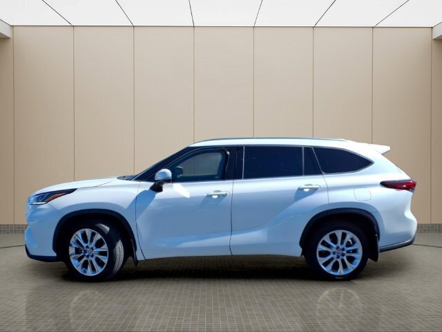Used 2020 Toyota Highlander Limited AWD/4WD image 16