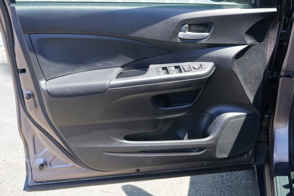 Used 2015 Honda CR-V LX image 10