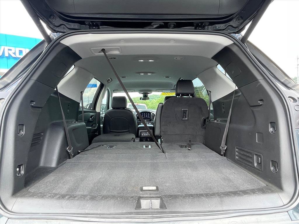 Used 2021 Chevrolet Traverse RS FWD image 25
