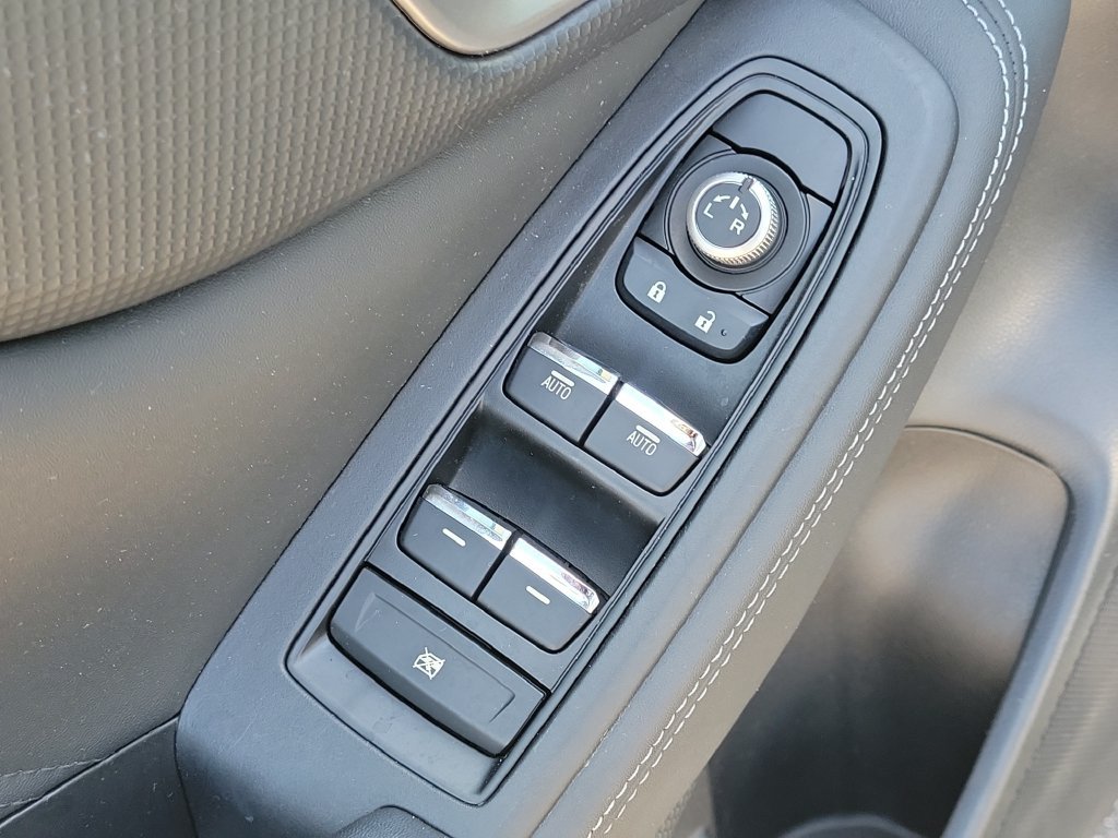 Certified 2022 Subaru Forester Touring AWD/4WD image 17