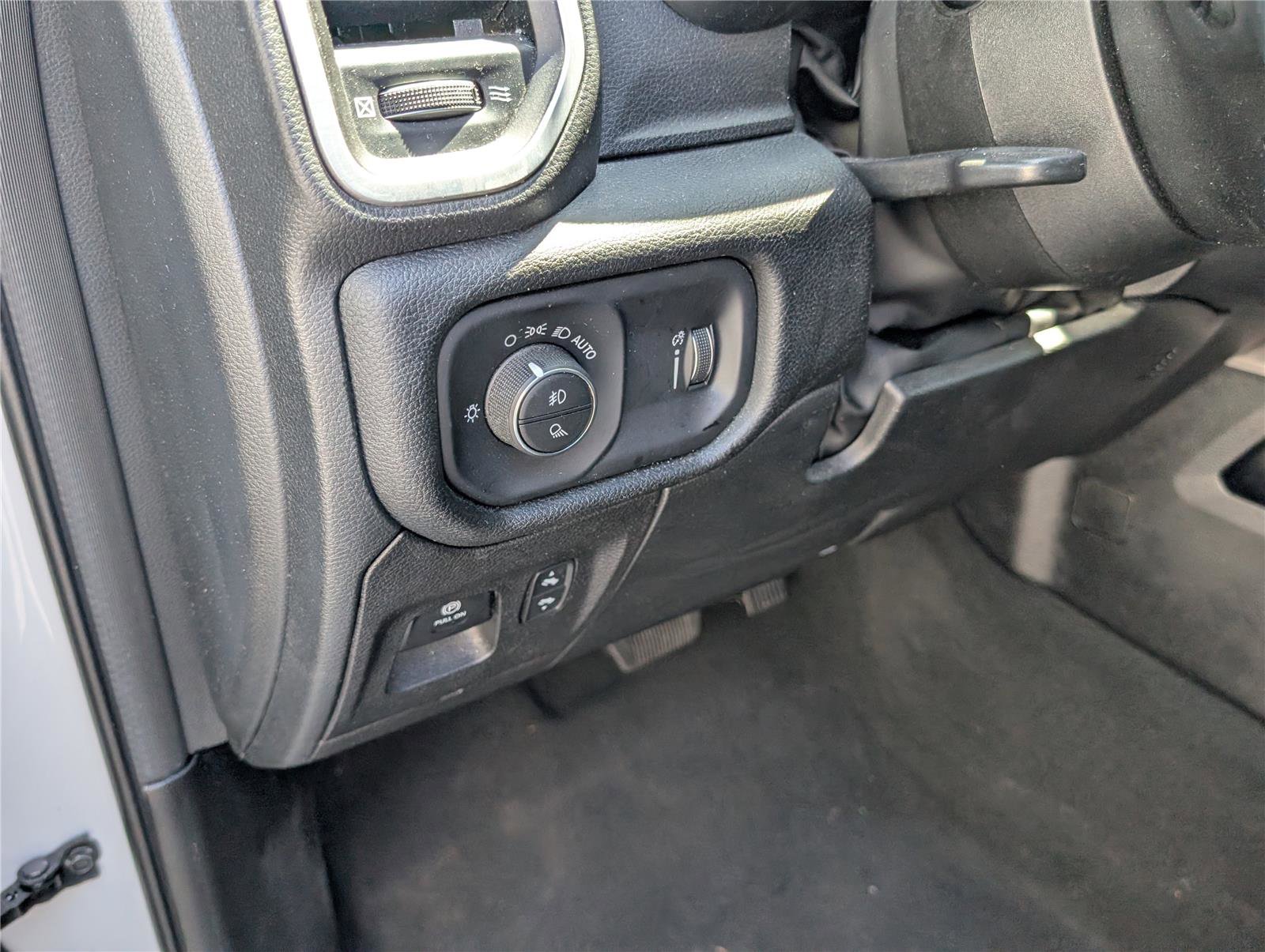 Used 2022 RAM 1500 Big Horn AWD/4WD image 21