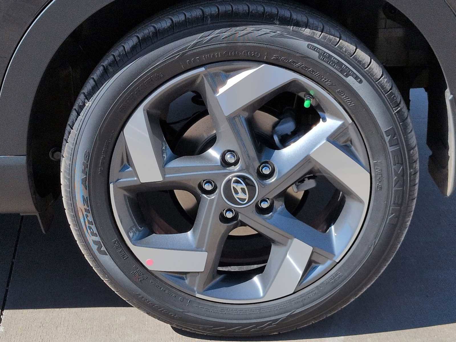 Certified 2026 Hyundai Venue SEL image 14