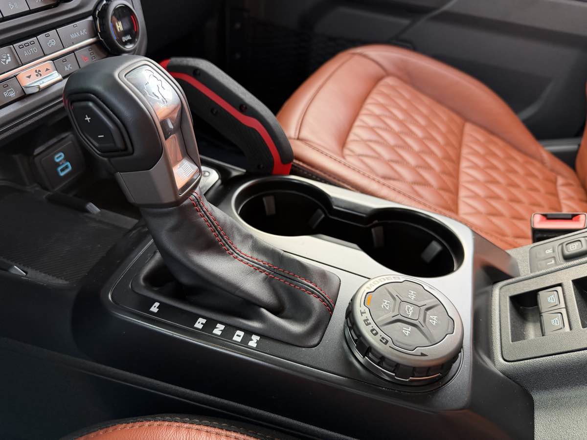 Used 2025 Ford Bronco Heritage Edition image 41
