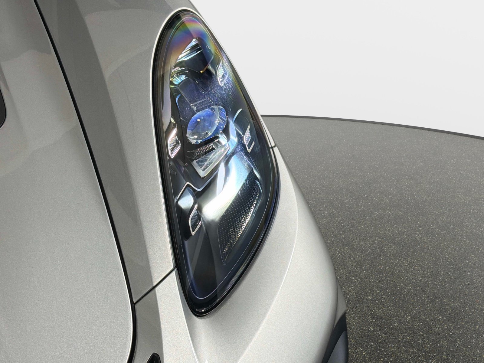Used 2025 Porsche 718 Boxster Spyder RS RWD image 10