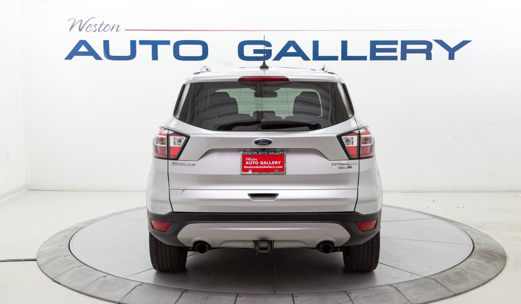 Used 2018 Ford Escape Titanium w/ Ford Safe & Smart Package AWD/4WD image 4