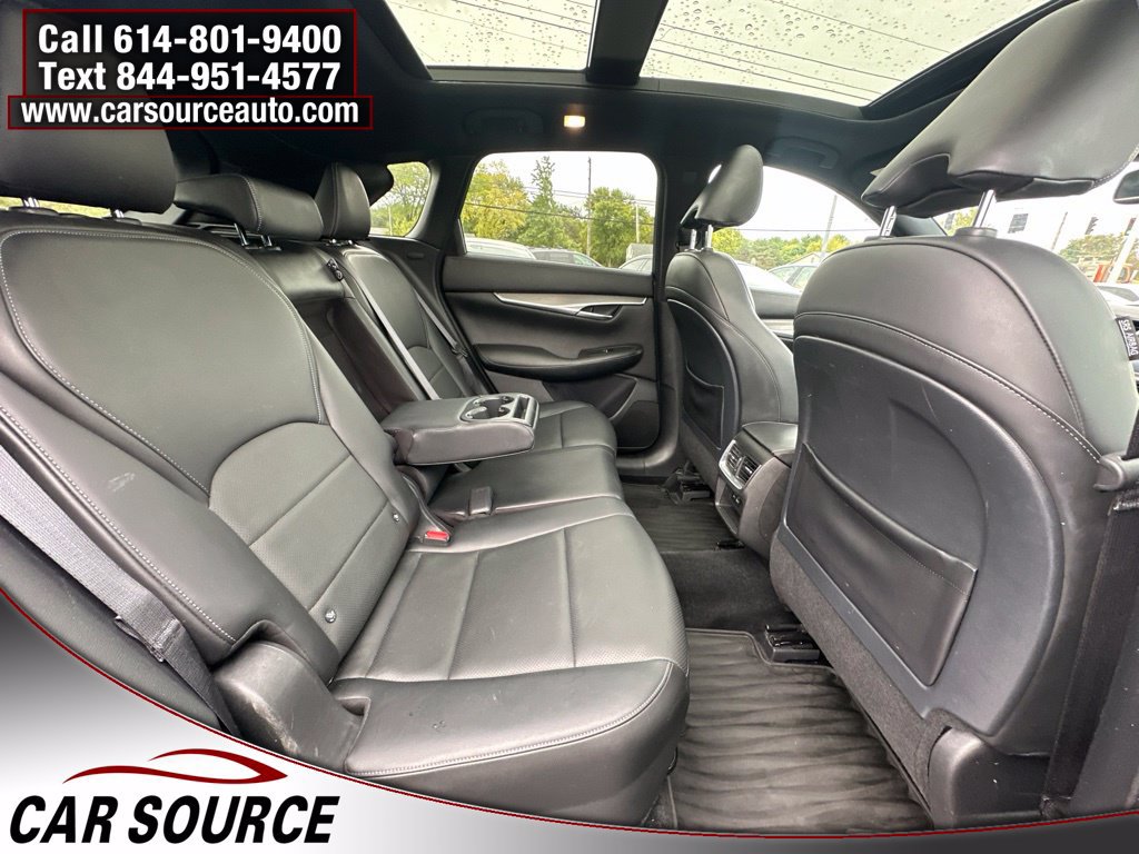 Used 2022 INFINITI QX50 Luxe w/ Appearance Package AWD/4WD image 29