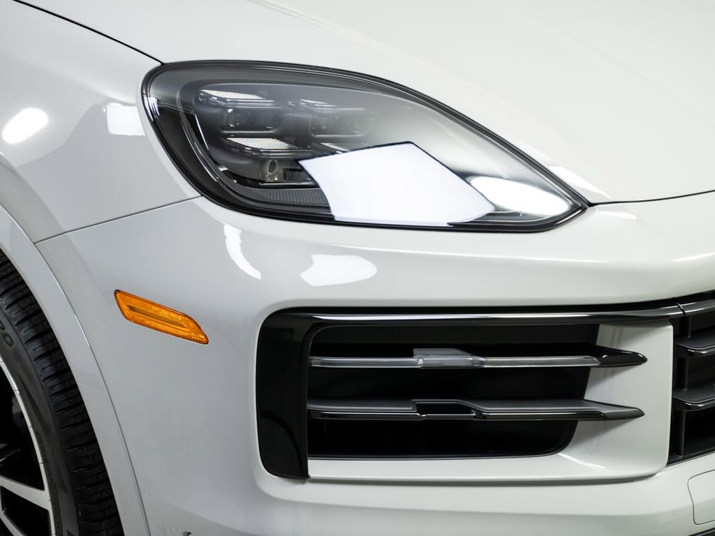 New 2026 Porsche Cayenne image 37