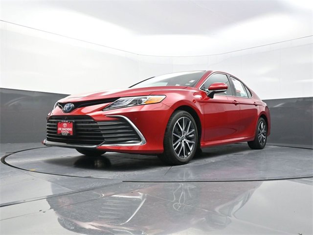 Used 2023 Toyota Camry XLE w/ Navigation Package image 29