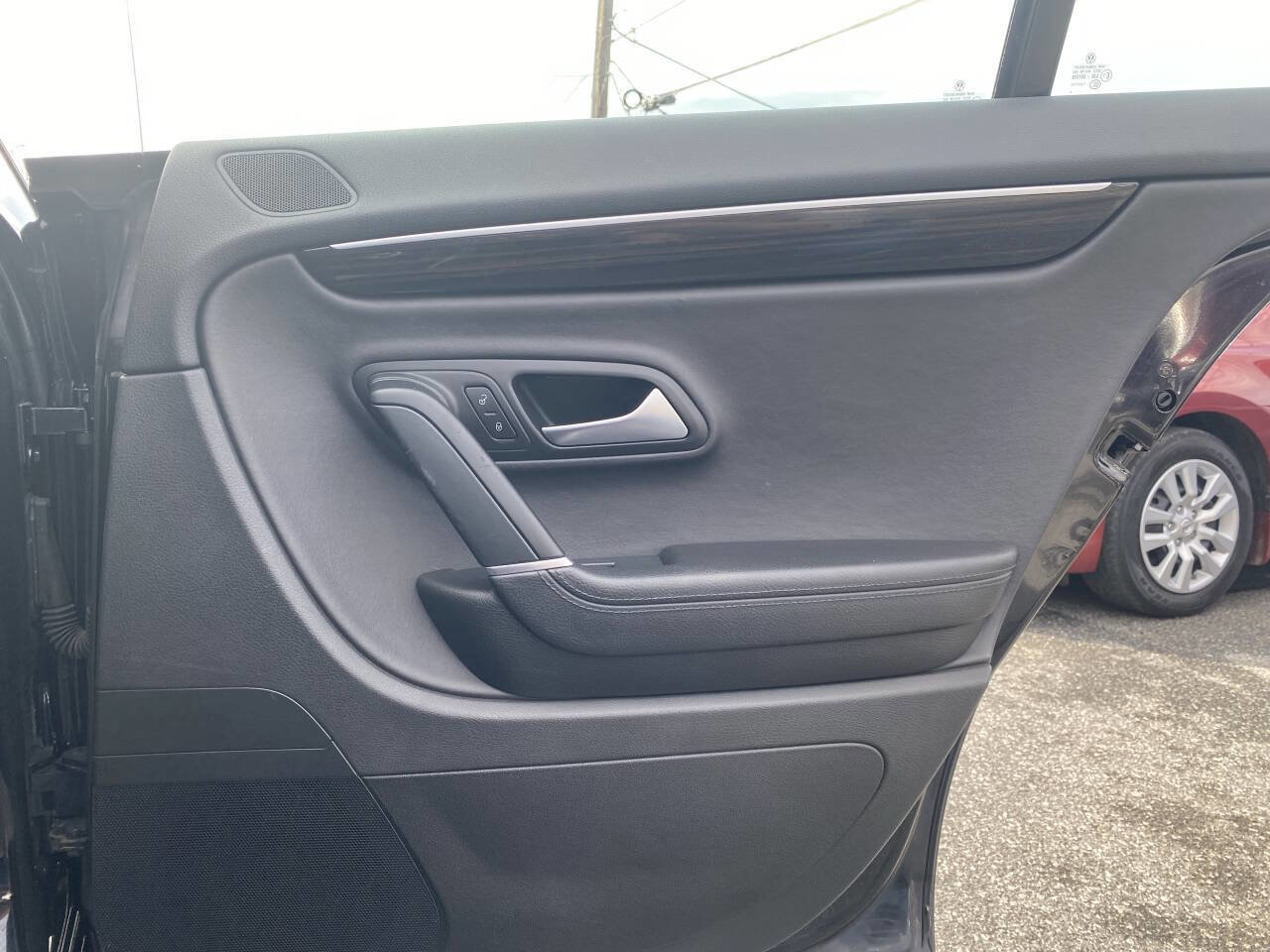 Used 2015 Volkswagen CC Executive image 18