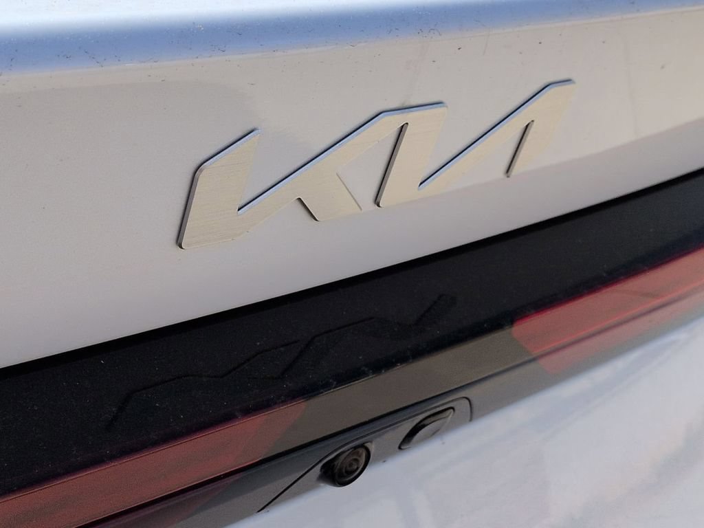 New 2026 Kia K5 LXS FWD image 32