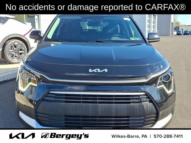 Certified 2025 Kia Niro LX image 2