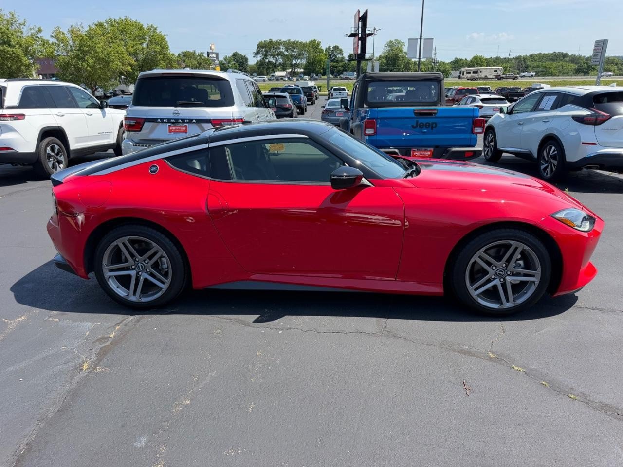 Used 2025 Nissan Z Sport w/ Floor Mat Package RWD image 2