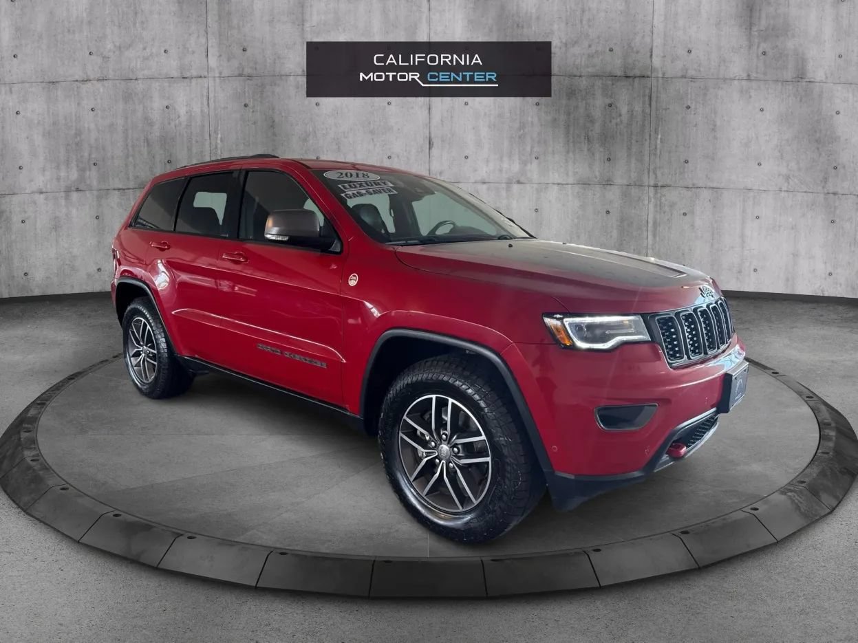 Used 2018 Jeep Grand Cherokee Trailhawk w/ Trailhawk Luxury Group AWD/4WD image 1