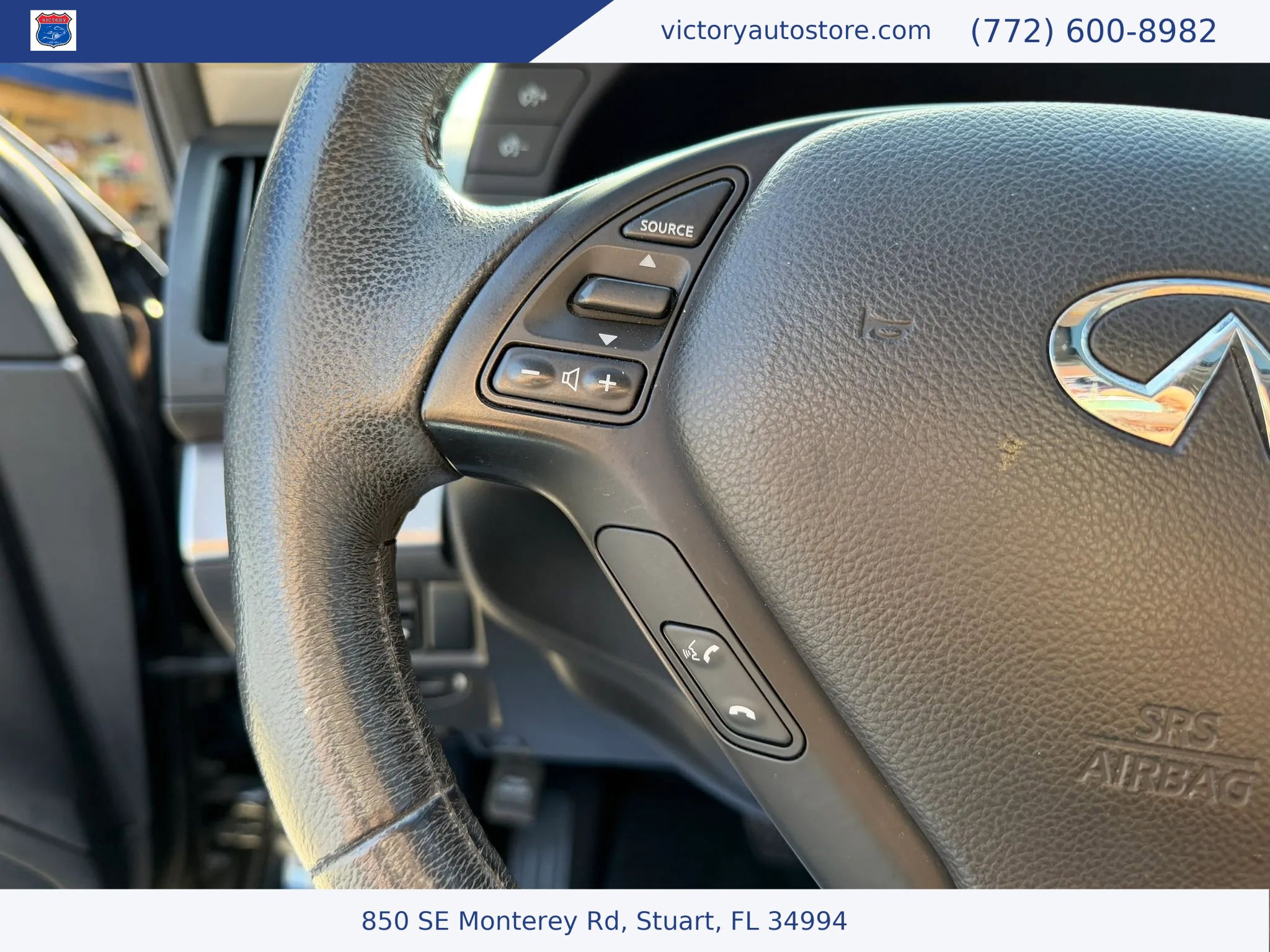 Used 2015 INFINITI Q40 w/ Moonroof Package RWD image 23