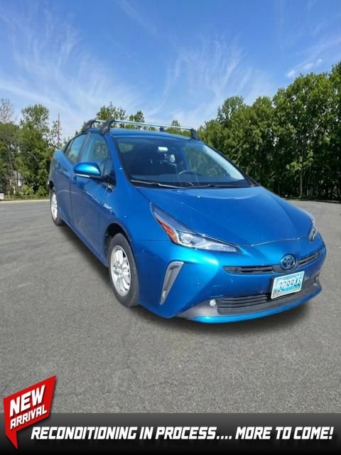 Used 2020 Toyota Prius LE AWD/4WD image 1