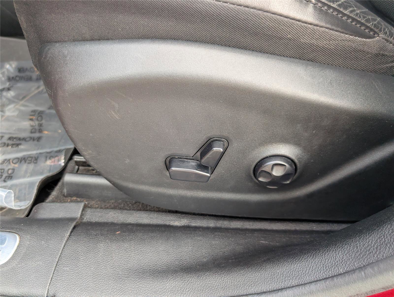 Used 2020 Jeep Cherokee Limited image 14