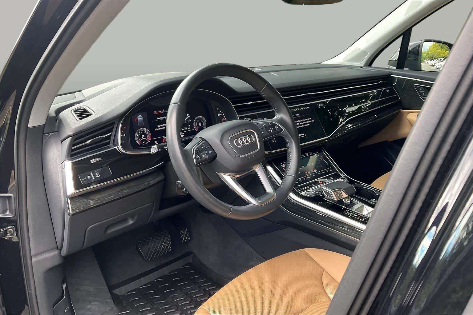 Used 2020 Audi Q7 3.0T Prestige AWD/4WD image 17