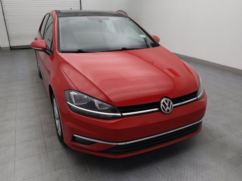 Used 2018 Volkswagen Golf SE image 14