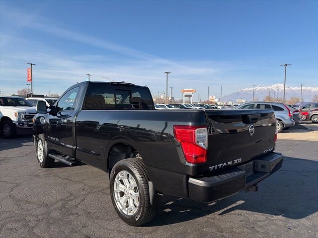 Used 2017 Nissan Titan SV image 17