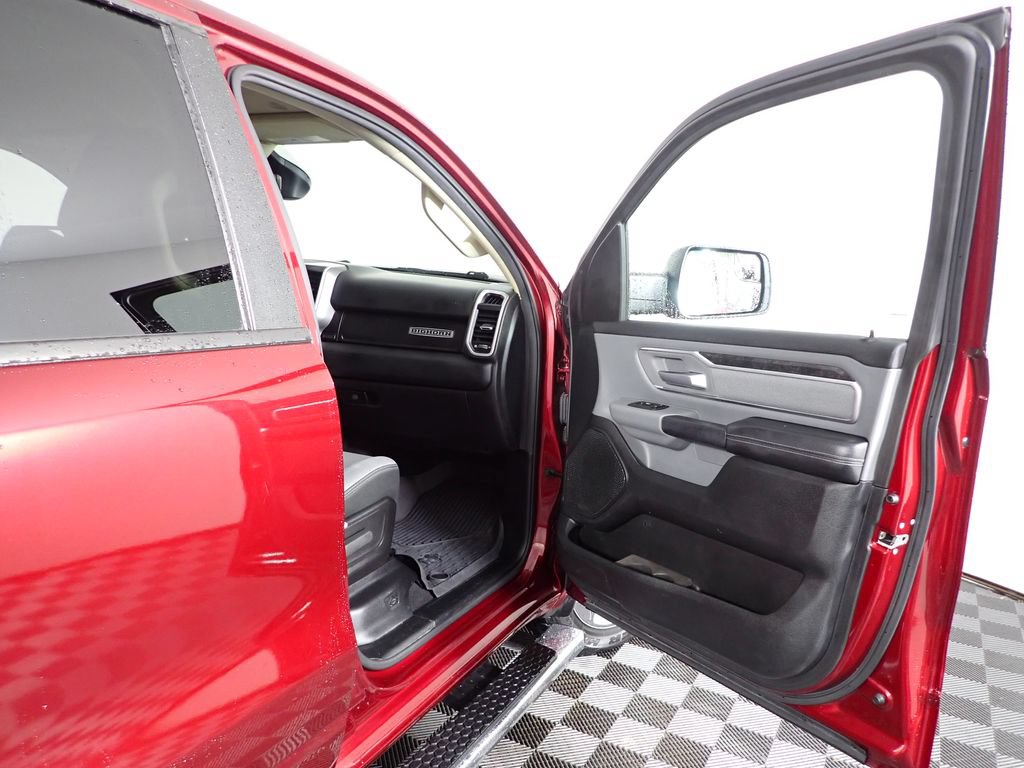 Used 2019 RAM 1500 Big Horn AWD/4WD image 35