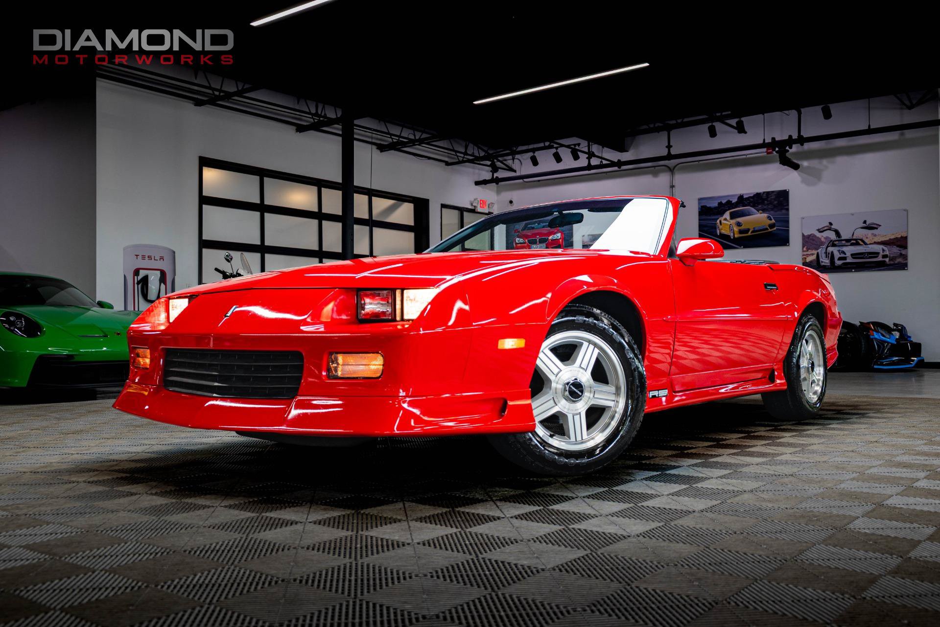 Used 1992 Chevrolet Camaro RS RWD image 1