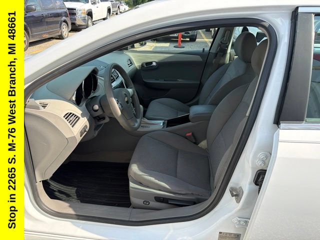Used 2012 Chevrolet Malibu LS FWD image 11