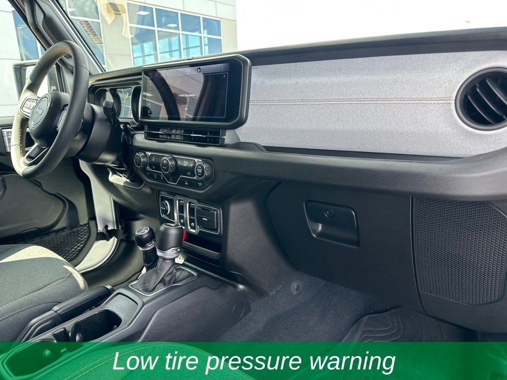 Used 2024 Jeep Wrangler Sport S image 11