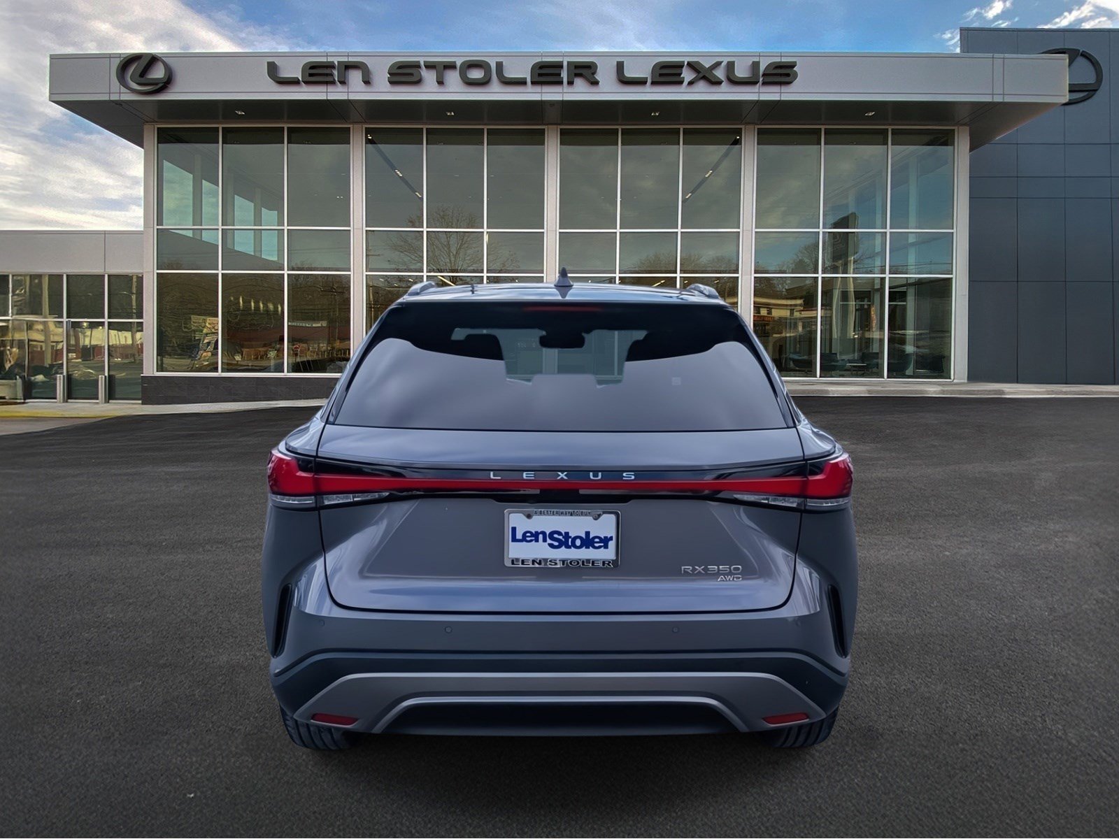 Used 2023 Lexus RX 350 Premium w/ Accessory Package image 4