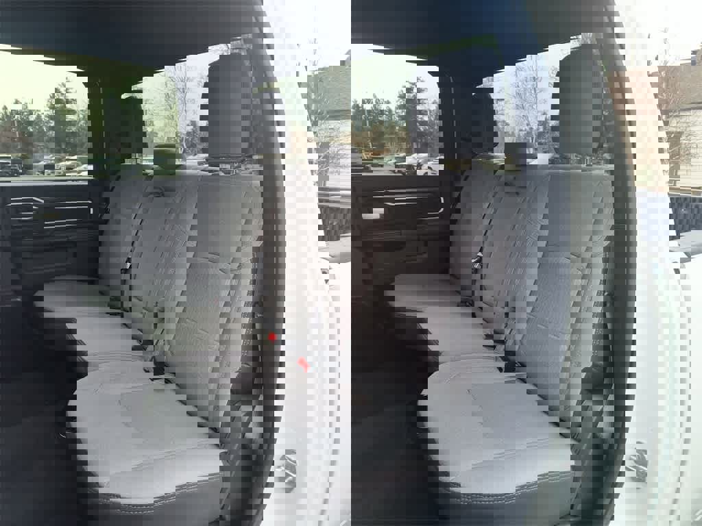 Used 2024 RAM 2500 Big Horn image 21