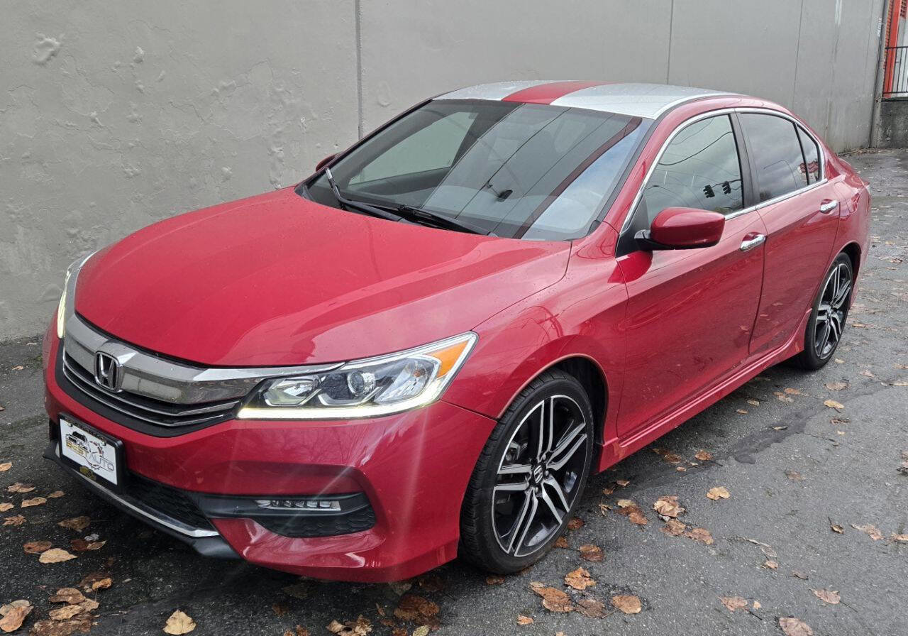 Used 2016 Honda Accord Sport image 2