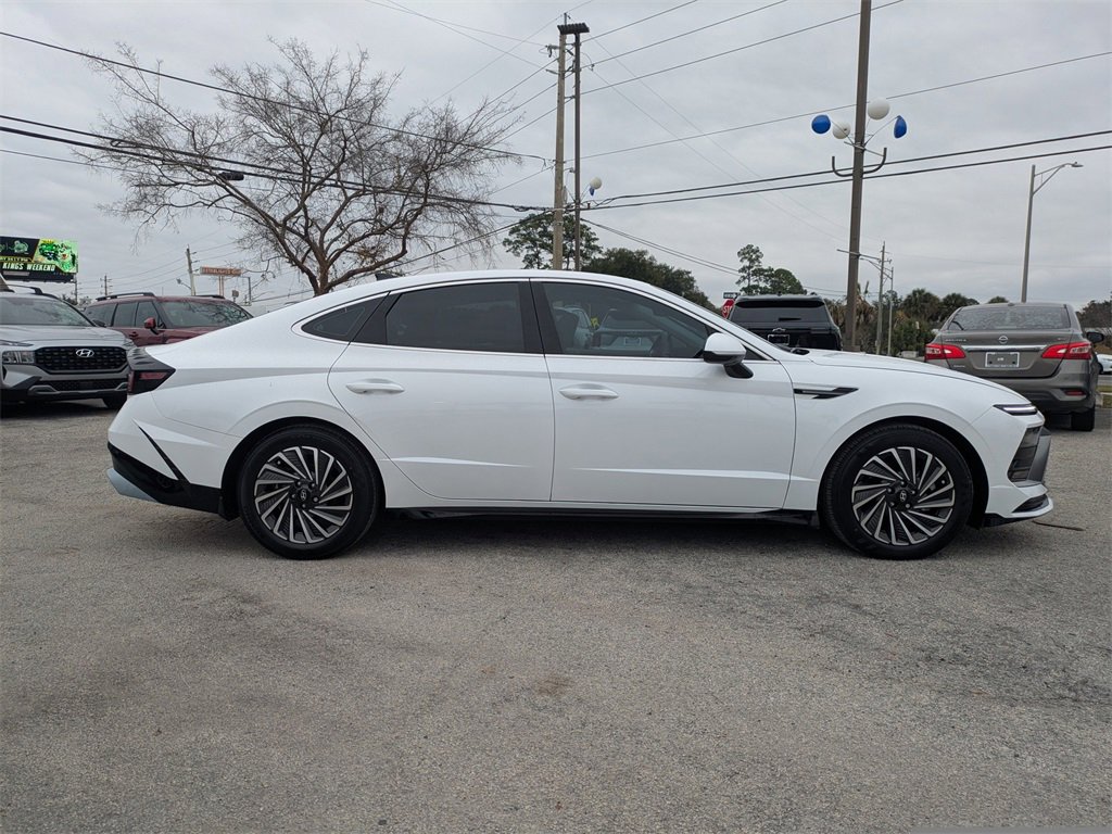 Used 2024 Hyundai Sonata SEL image 3