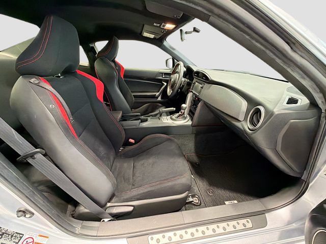 Used 2015 Scion FR-S RWD image 19