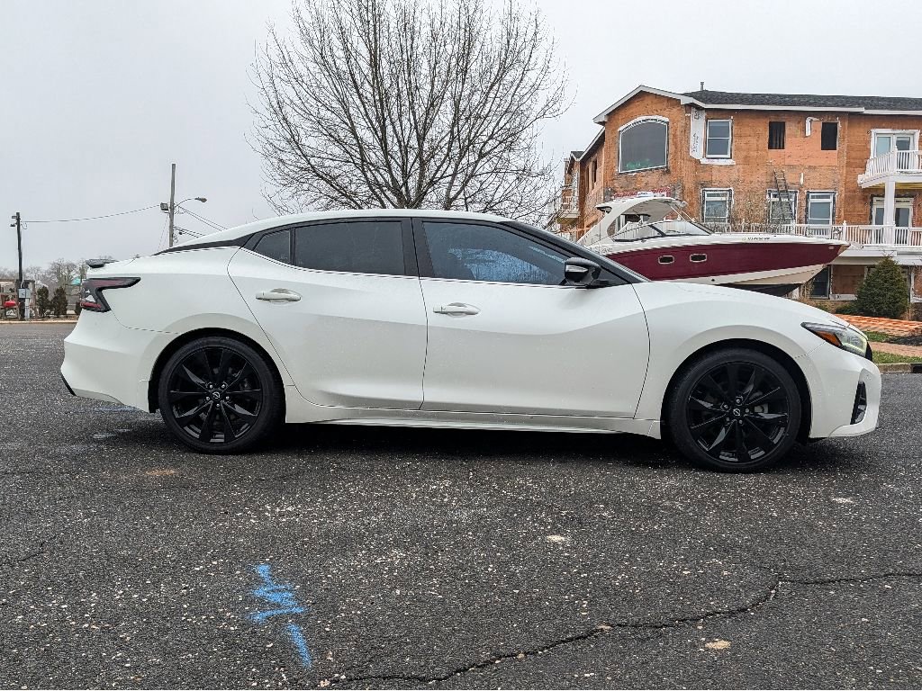 Used 2023 Nissan Maxima SR w/ Sport Mat Group image 4