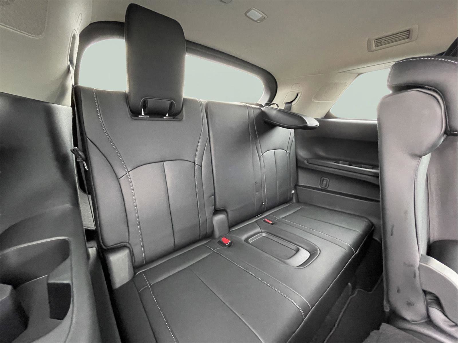 Used 2026 INFINITI QX60 Luxe w/ Cargo Package AWD/4WD image 21