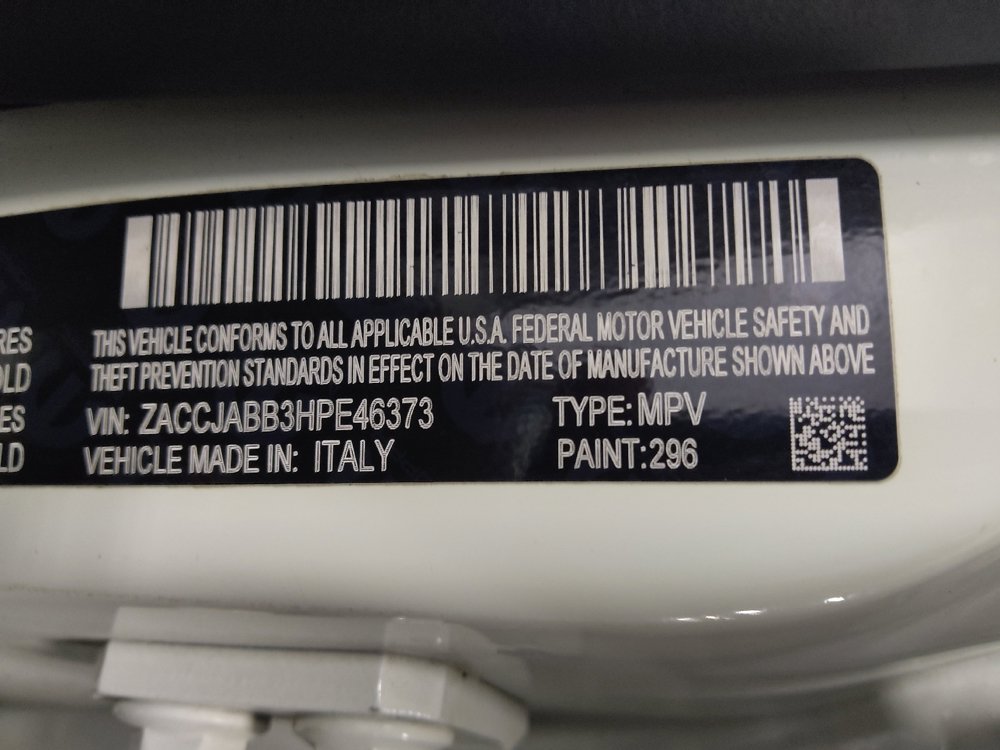 Used 2017 Jeep Renegade Latitude FWD image 33