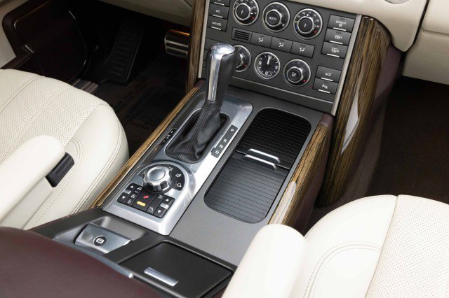 Used 2012 Land Rover Range Rover Autobiography image 18