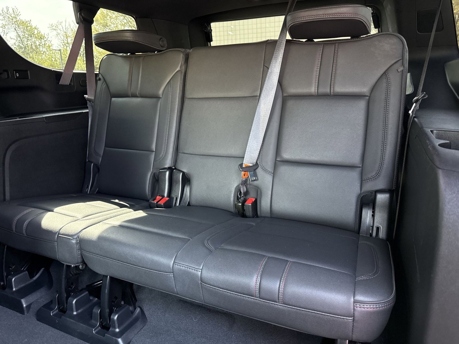Used 2023 Chevrolet Suburban RST w/ Sport Performance Package AWD/4WD image 26