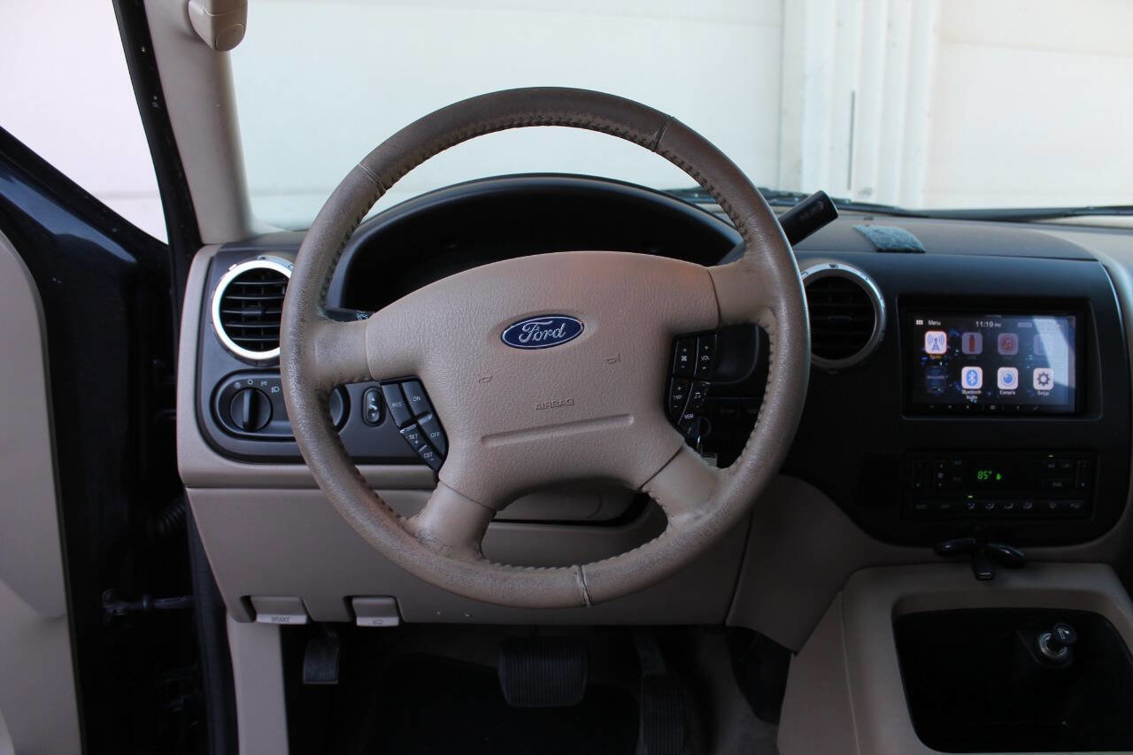 Used 2004 Ford Expedition Eddie Bauer RWD image 38