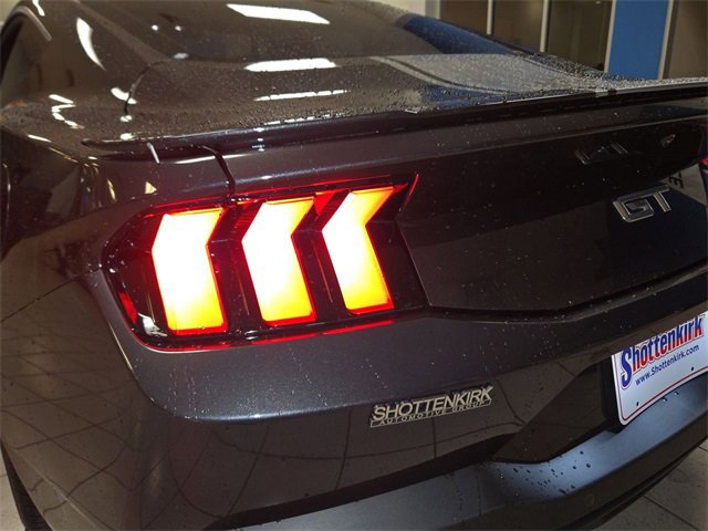 Used 2024 Ford Mustang GT Premium image 27