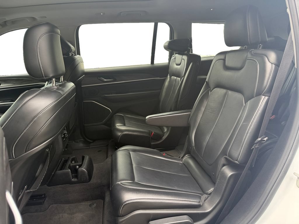 Used 2021 Jeep Grand Cherokee L Limited RWD image 13