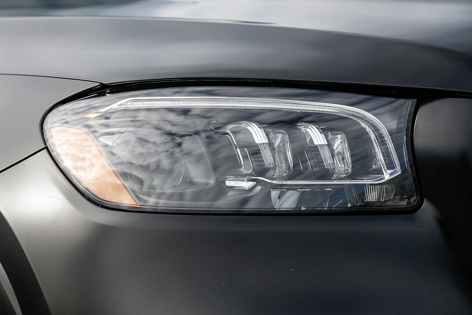 Used 2023 Mercedes-Benz GLS 450 4MATIC w/ AMG Line Exterior image 7