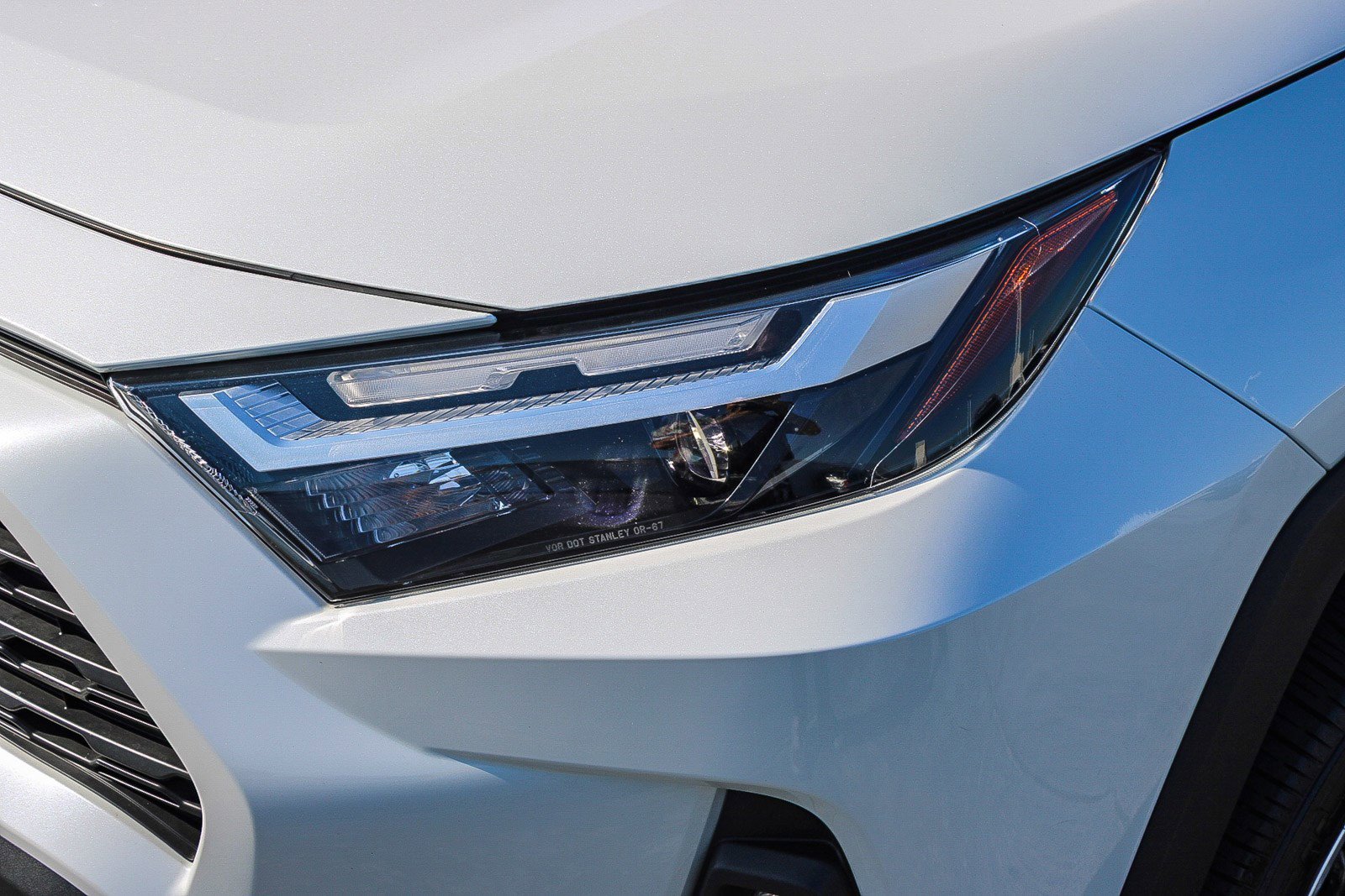 Used 2024 Toyota RAV4 XLE Premium image 5
