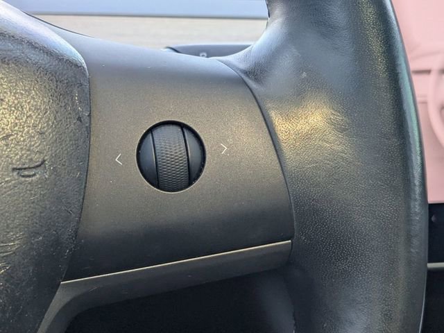 Used 2018 Tesla Model 3 Long Range image 27