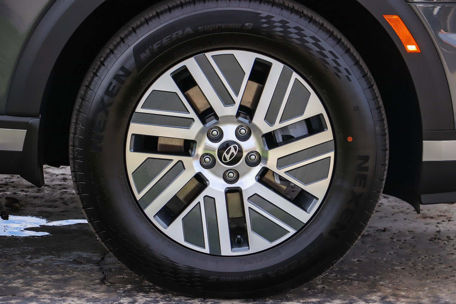 New 2027 Hyundai Palisade SEL FWD image 9