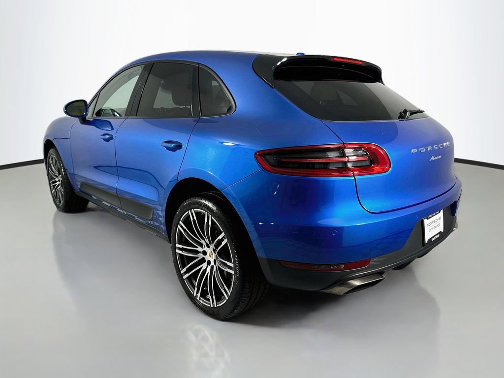 Used 2018 Porsche Macan AWD/4WD image 3