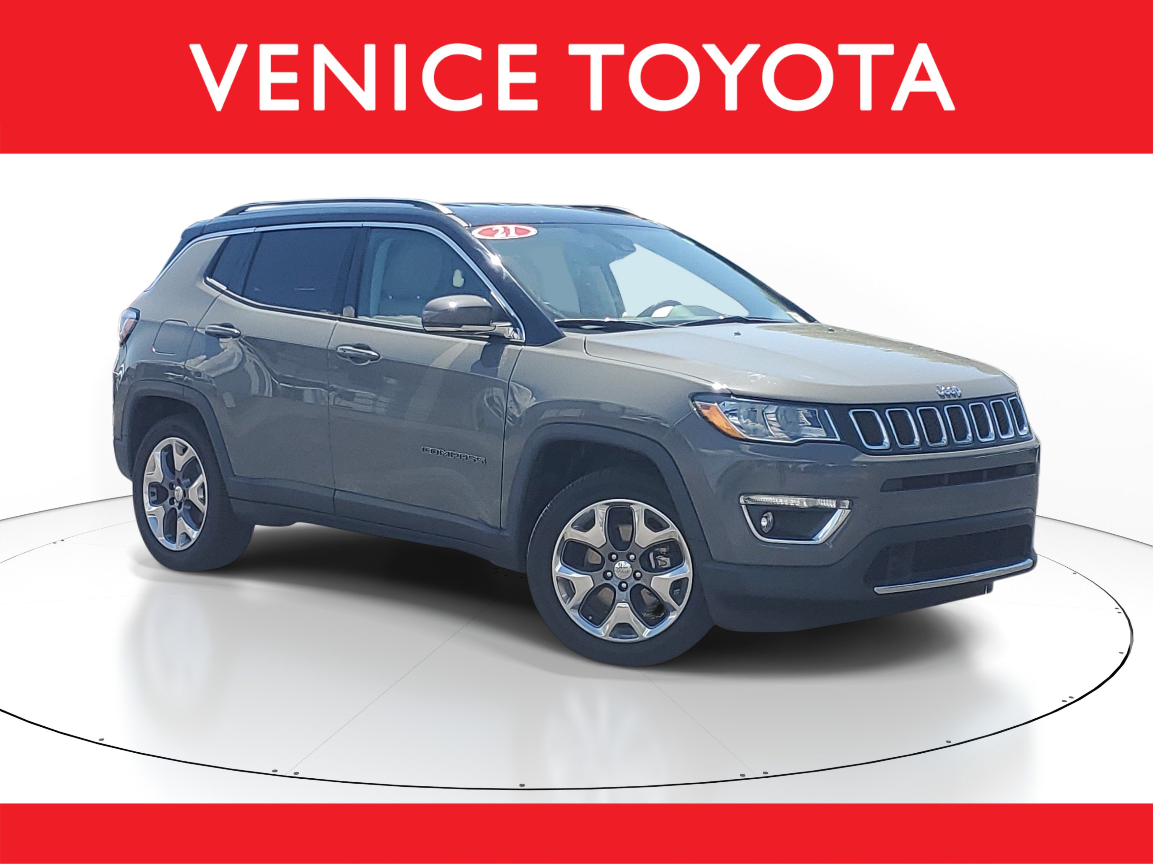 Used 2021 Jeep Compass Limited w/ Elite Interior Group FWD image 1