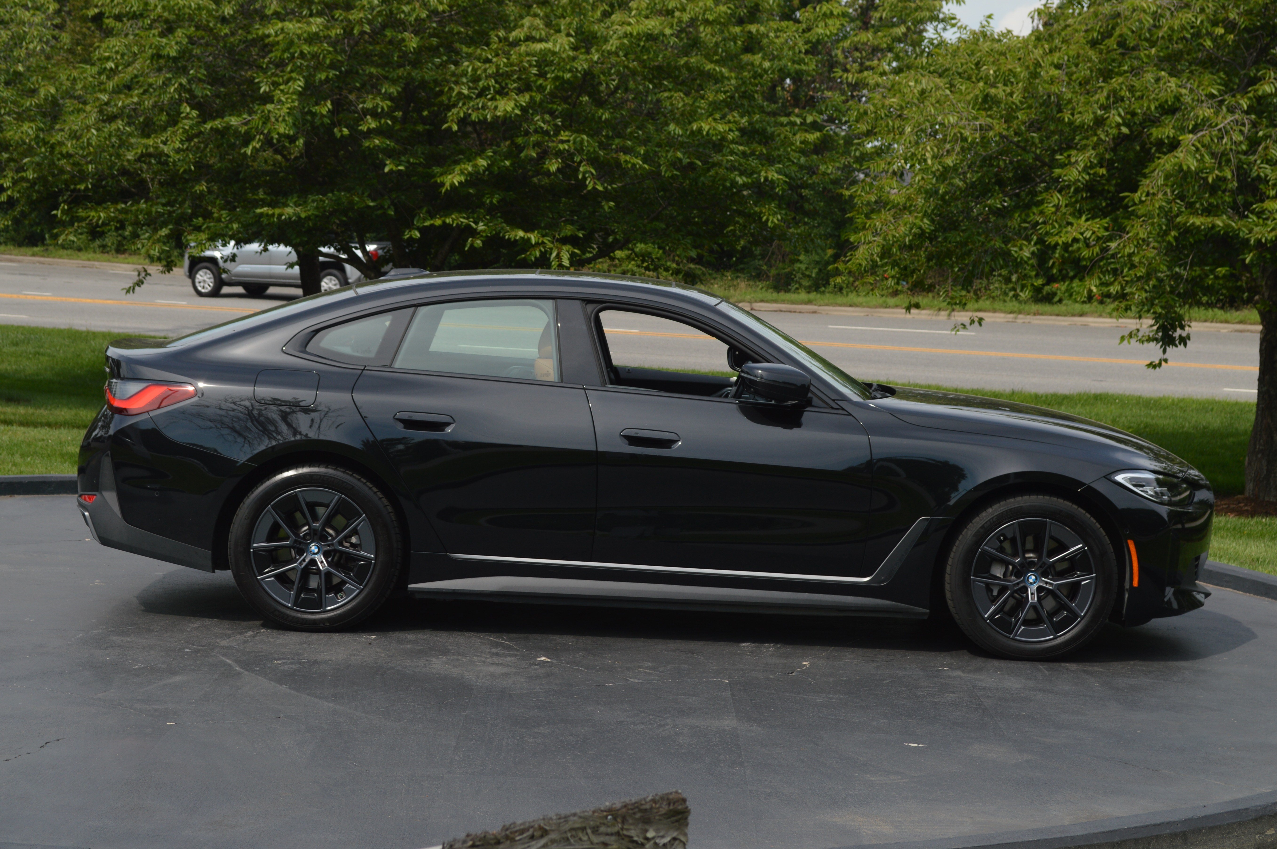 Certified 2023 BMW i4 eDrive35 RWD image 12